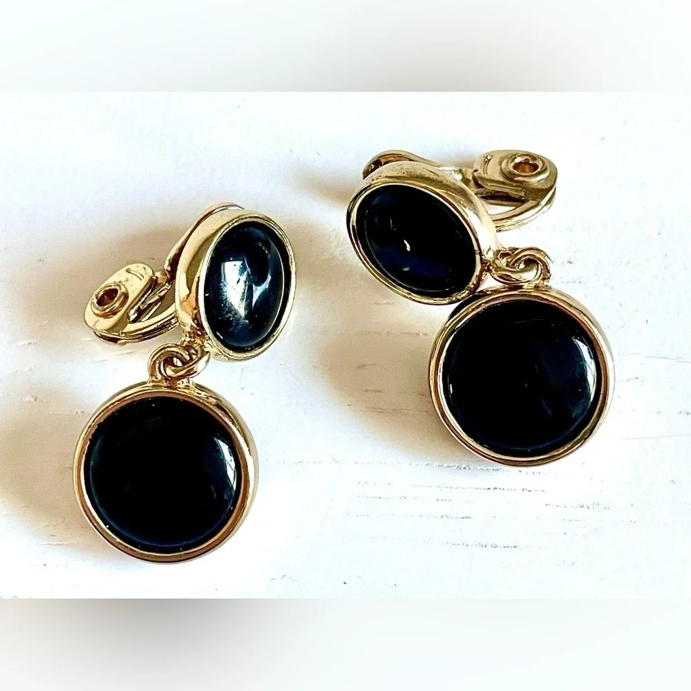 Napier Vintage Black Cabochon Gold Tone Drop Clip On Earrings Signed 1980s EUC